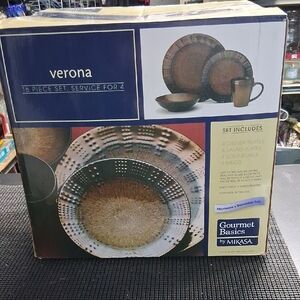 Verona 16-Piece Dinnerware Set